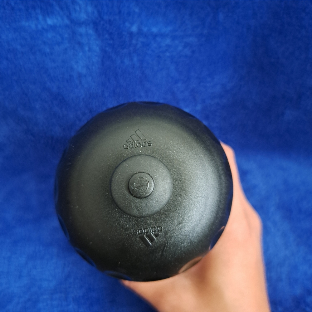 Adidas plastic water bottle 500ml - Picture 3 of 4